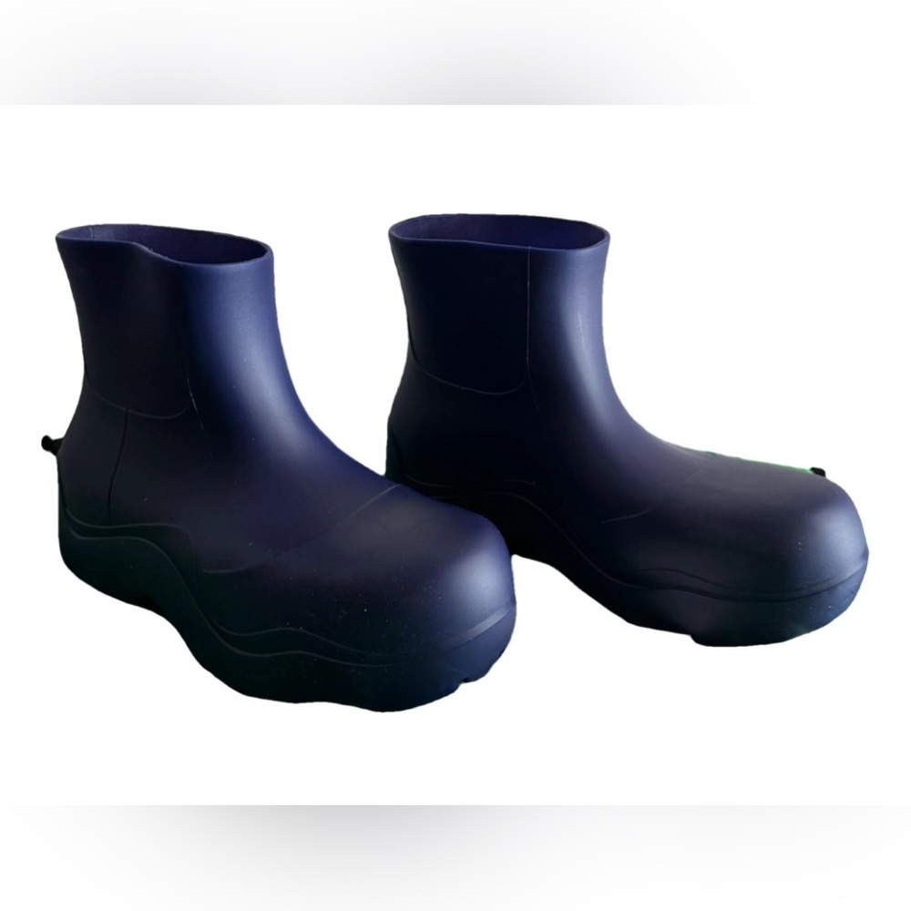 Bottega Veneta Deep Purple Puddle Boots/Waterproof Ankle Boots Size EU 42